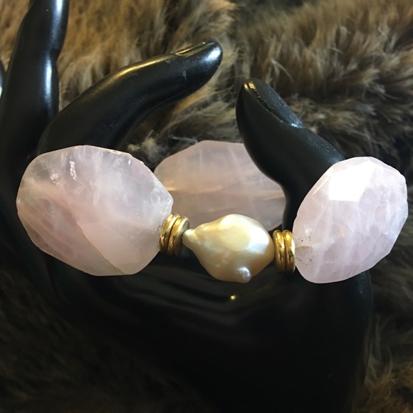 Faceted pink quartz mother of pearl bracelet - Picture 1 of 7